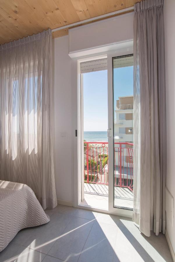 Hotel Atene Lido di Jesolo Exterior photo